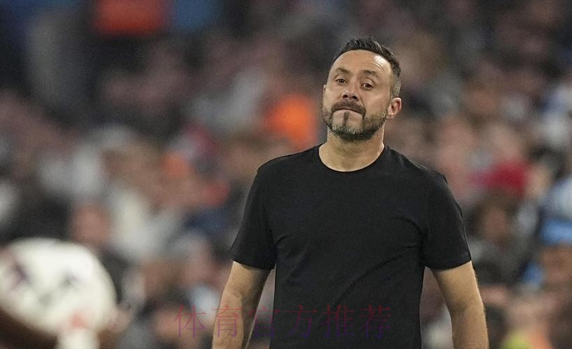 德泽尔比：卡瓦哈尔不该吃红牌 本该踢得更有勇气